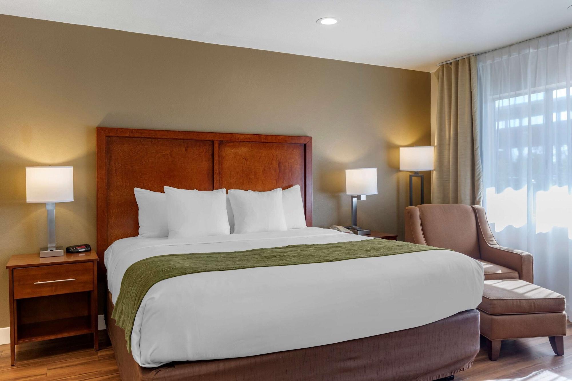 Comfort Inn Бишъп Екстериор снимка