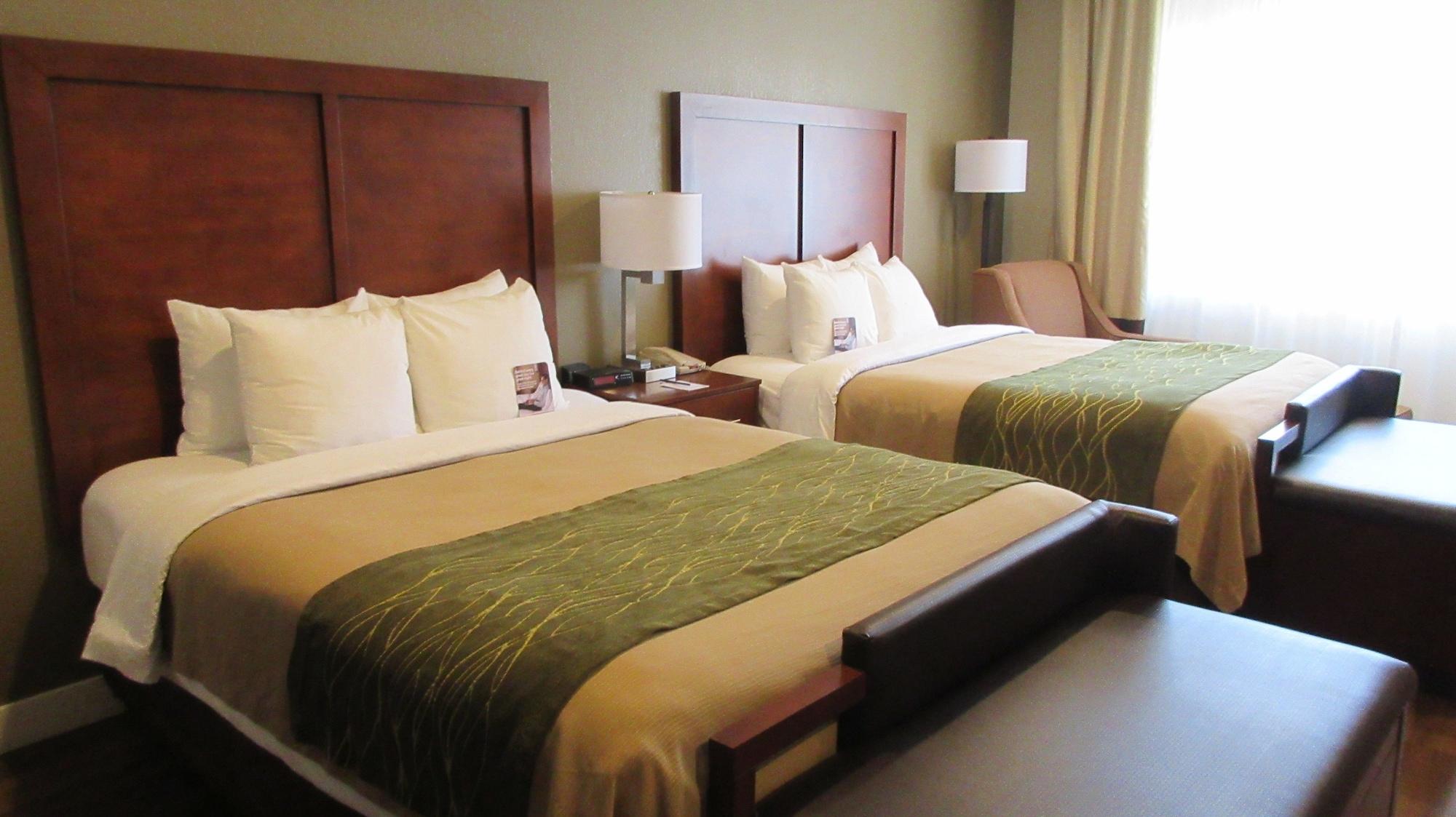 Comfort Inn Бишъп Екстериор снимка
