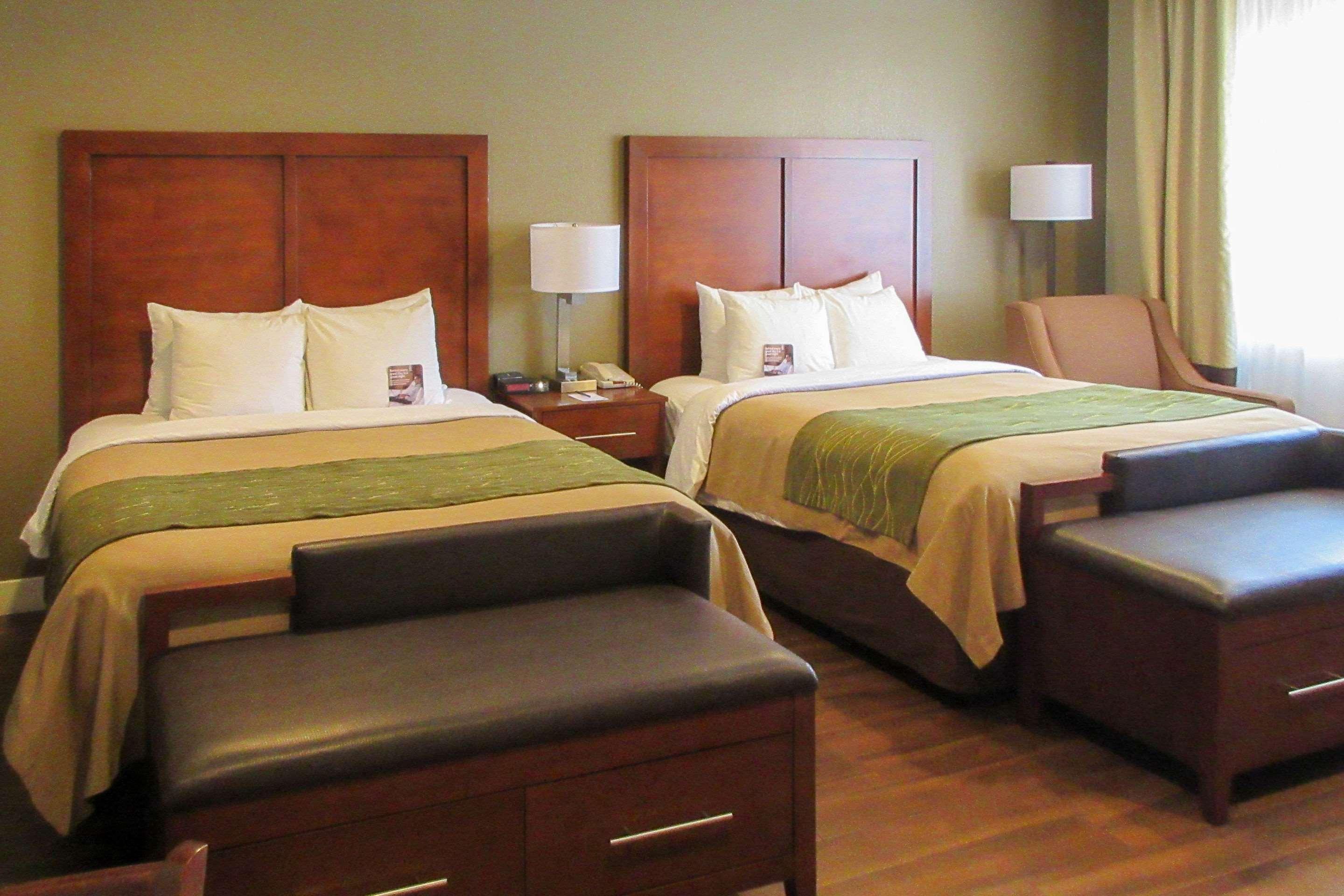 Comfort Inn Бишъп Екстериор снимка